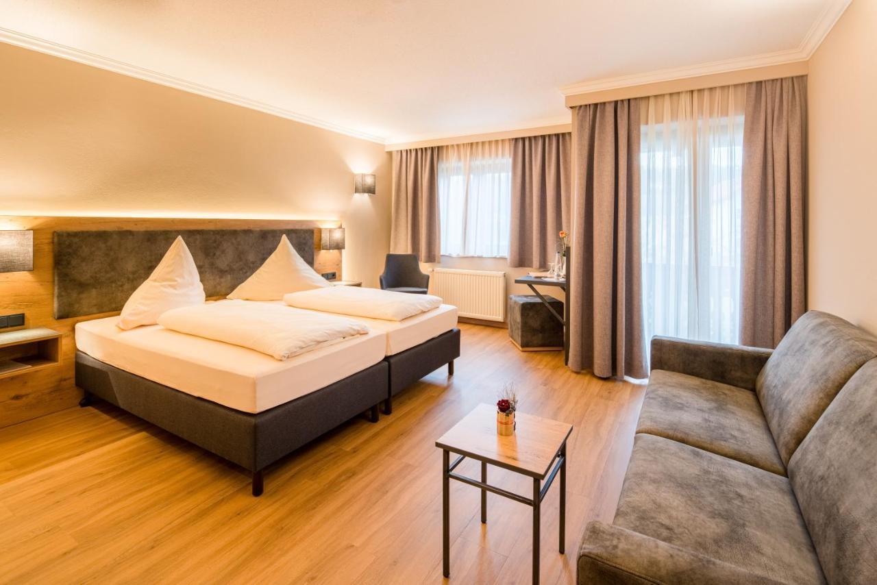 Hotel-Gasthof Huber Эберсберг Экстерьер фото
