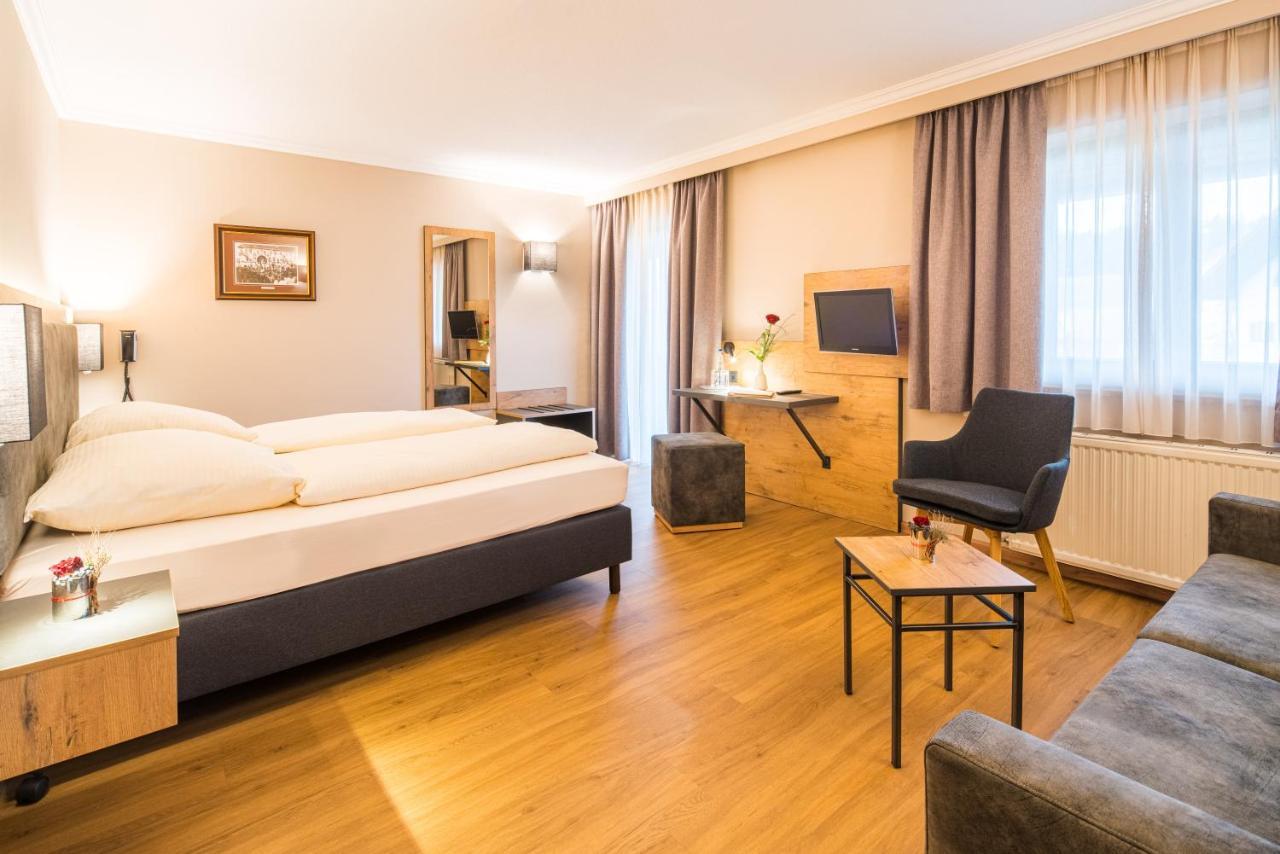 Hotel-Gasthof Huber Эберсберг Экстерьер фото